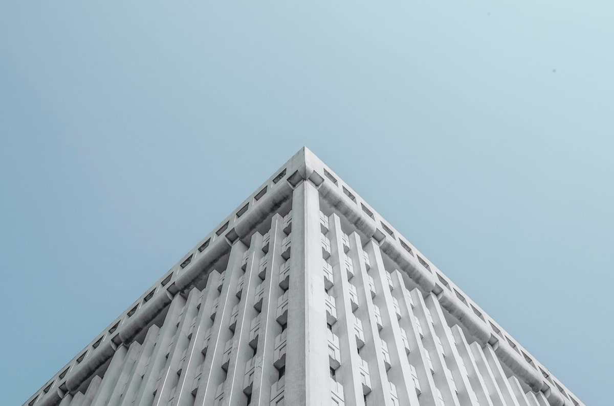 邮报:球迷假扮黄老板混进老特拉福德,随后被工作人员识破