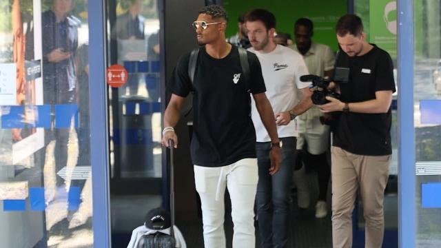 1656139907430089259.jpg 1656139907430089259.jpg