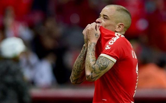 开云官网-打进扳平进球助球队2比1逆转 “大头”完美退役！