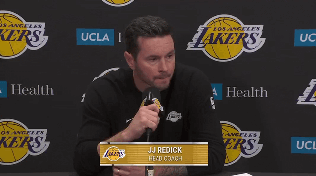 雷迪克点评艾顿：太阳2亿中锋，防守像ATM机