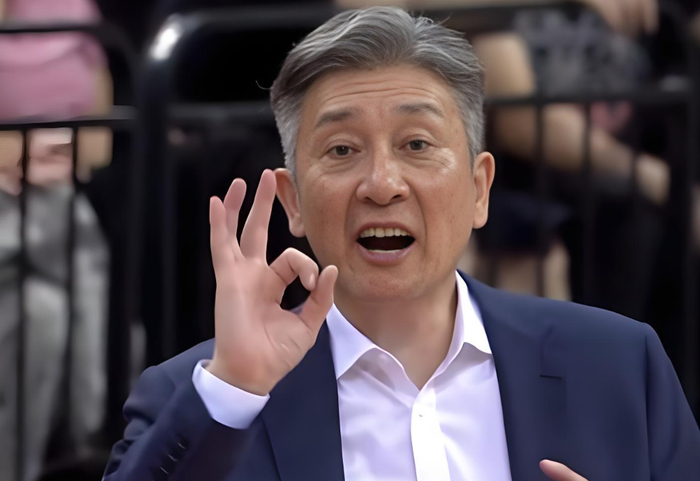 开云体育-深圳队做出1个重要决定！签约2米18中锋 球迷：郑永刚要争冠|伊布·巴吉|CBA|总冠军|上海队|NBA_新浪体育_新浪新闻